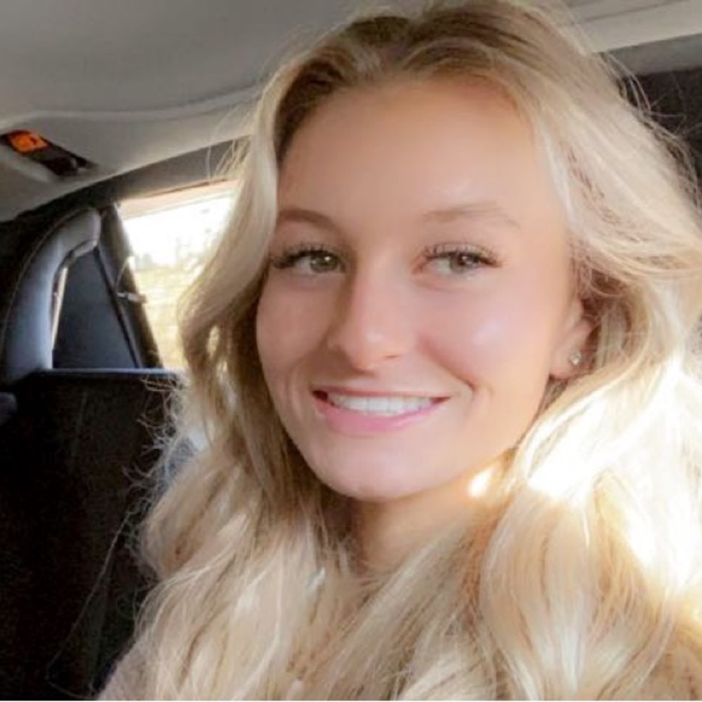 Meet your Posher, Kaleigh